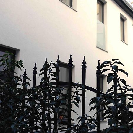 Studio U Parkplatz, Zentrale Ruhelage Neben Grunoase Appartamento Vienna Esterno foto